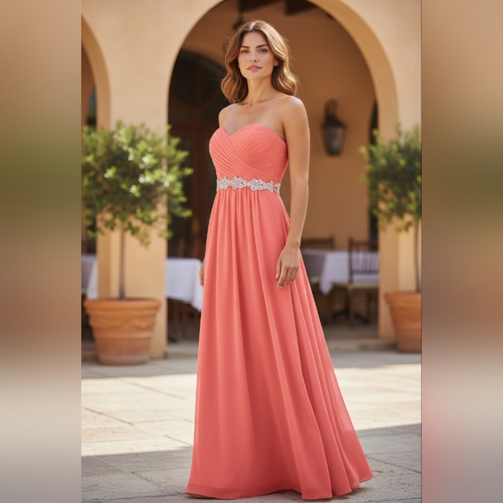 CIT Y TRIANGULE Elegant Coral Strapless Gown SIZE 9 BUST 25" WAIST 24'